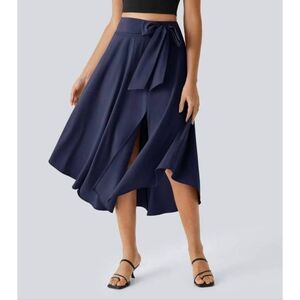 Halara Breezeful High Waisted Curved Hem Flowy Quick Skirt Skort Dry Patriot Blu